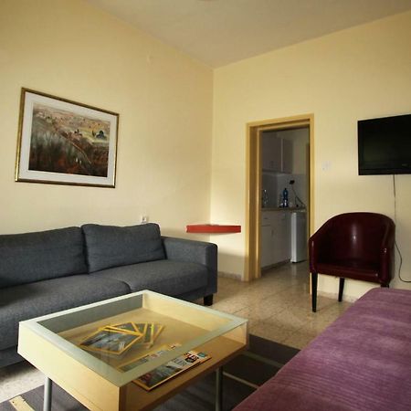 Eilon Hostel B&B Элон Экстерьер фото